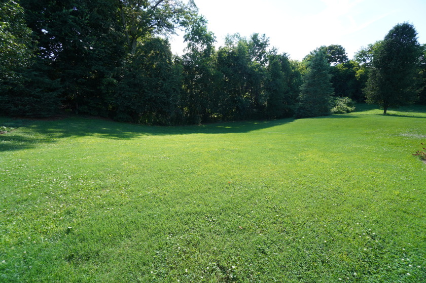 Convenient One-Level Living in Hampton Square! - photo 3