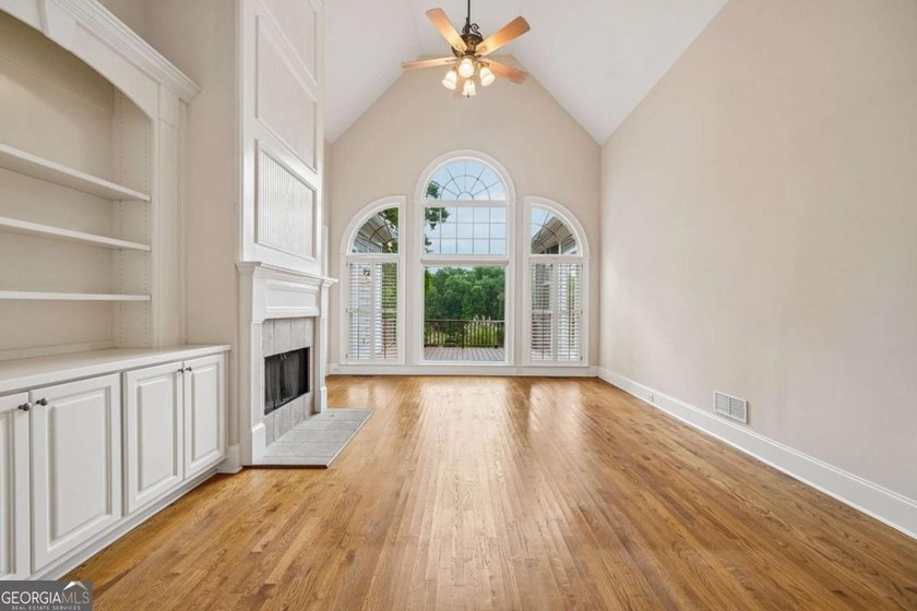 Welcome to this beautiful home in the desirable Chestatee - photo 9