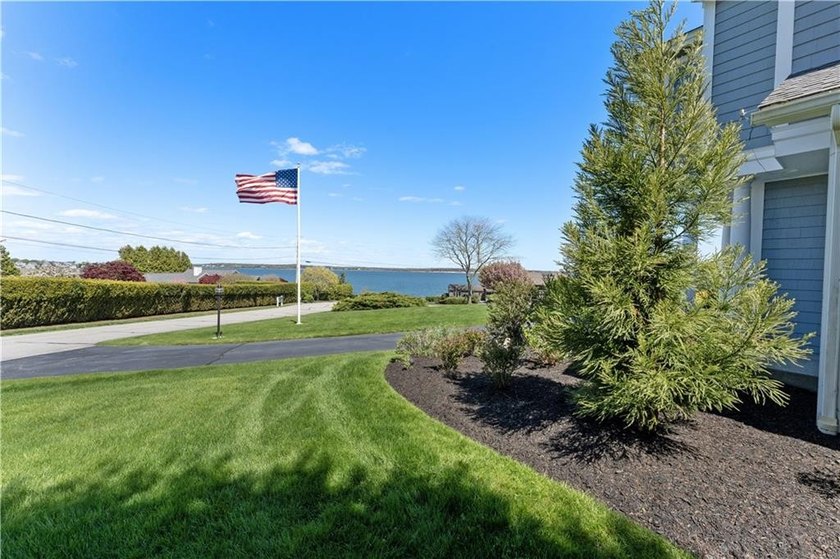 Perched high above the coastline in the prestigious Anawan - photo 10