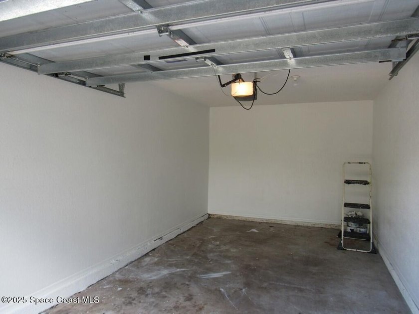 Skip the short sale headaches! Move-In Ready and Your Own - photo 15