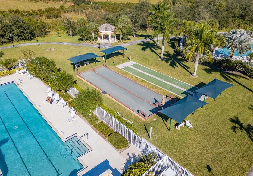 LAKES AT TRADITION! Beautifully updated 2/2/2 Capri III villa on - photo 28