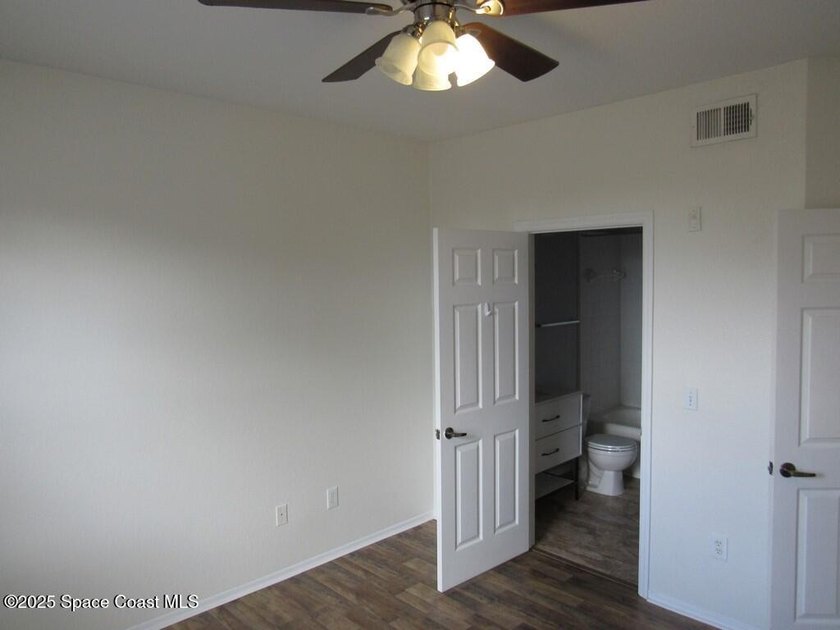 Skip the short sale headaches! Move-In Ready and Your Own - photo 28