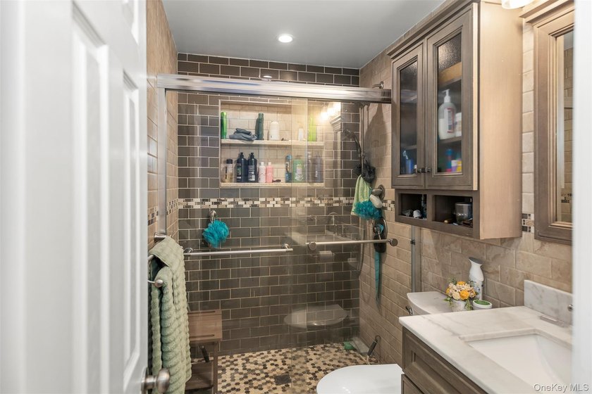 Charming and well-maintained 3-bedroom, 1-bath Cape nestled on a - photo 6