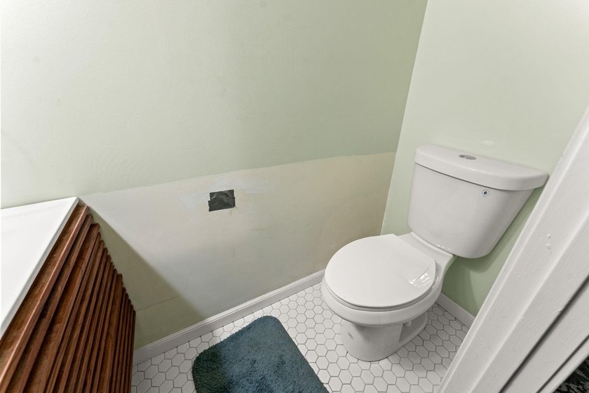 Welcome to your own coastal escape in the highly desirable - photo 9