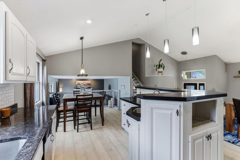 Welcome to this 4 bed 3 bath home offering abundant space for - photo 10