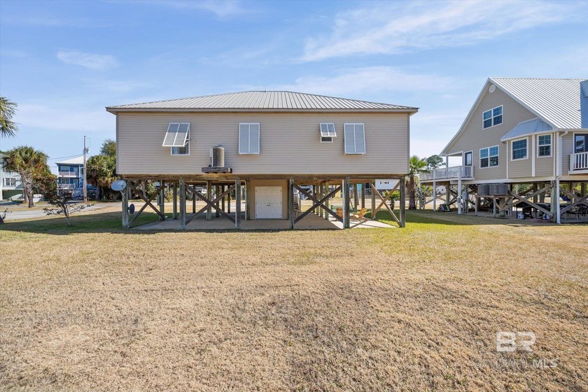 Welcome to easy coastal living in Gulf Shores! This cute - photo 22