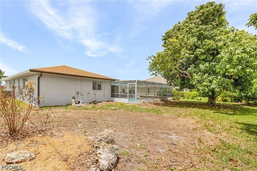 Showings must be scheduled with Showingtime. Exquisite 3-bedroom - photo 22