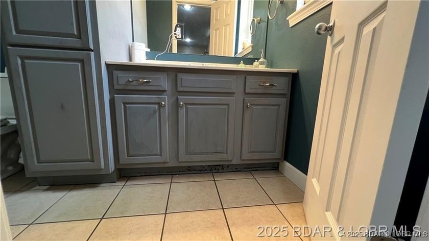 Welcome to your dream home in Gravois Mills! This delightful - photo 23