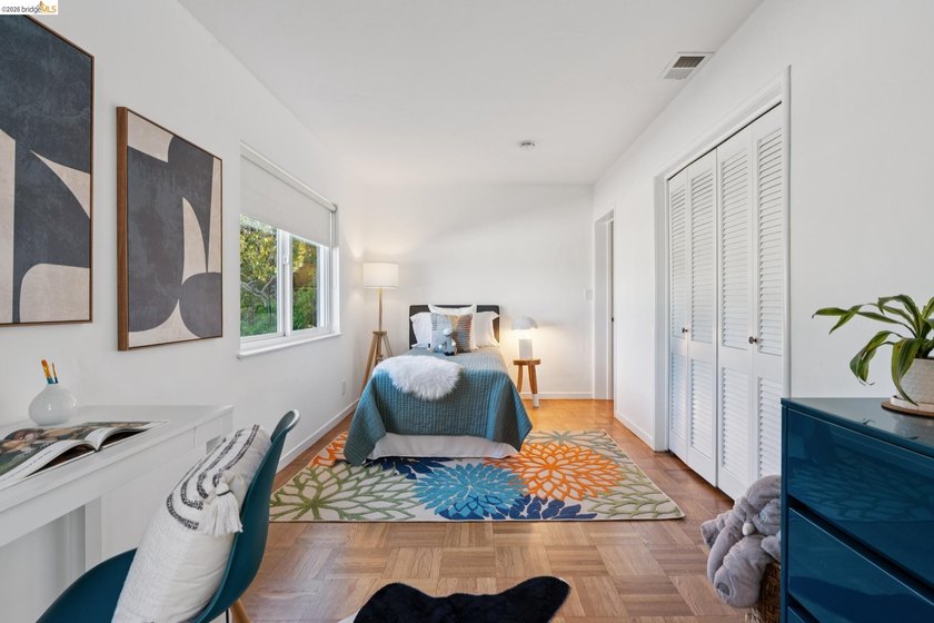Don't miss this rare and sophisticated Mid-Century Modern - photo 34