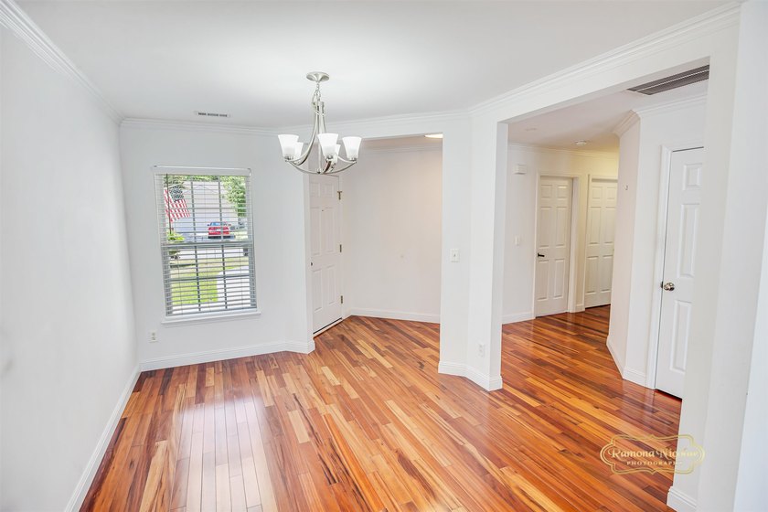 Nestled in the desirable Bellegrove community, this beautifully - photo 4