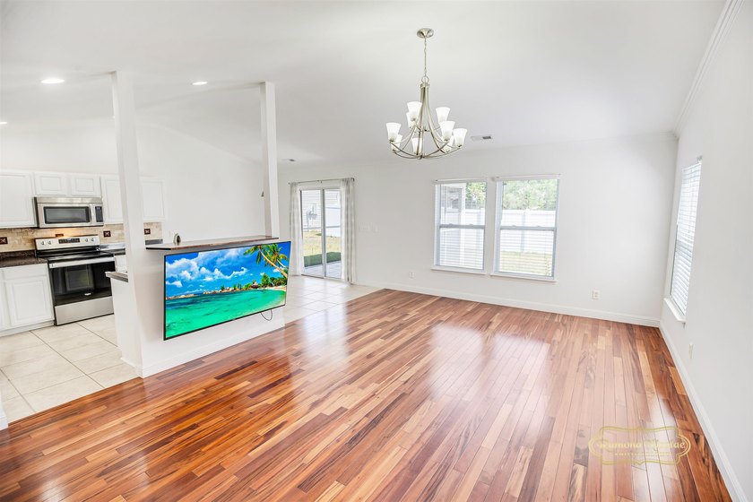 Nestled in the desirable Bellegrove community, this beautifully - photo 6