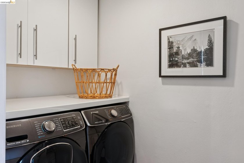 Don't miss this rare and sophisticated Mid-Century Modern - photo 37