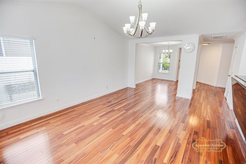 Nestled in the desirable Bellegrove community, this beautifully - photo 7