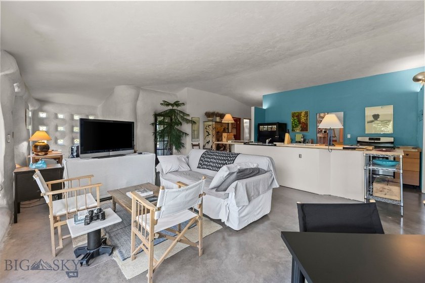 Nestled in the heart of Paradise Valley, this charming listing - photo 10