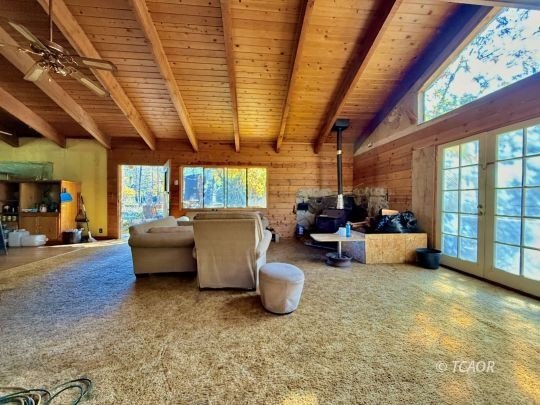 Two adjacent 1.5+ acre lots each with garden sites and solid - photo 6