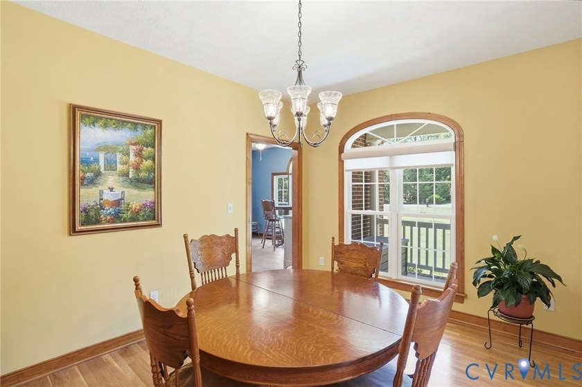 *New Price**Fantastic opportunity to own this beautiful brick - photo 8