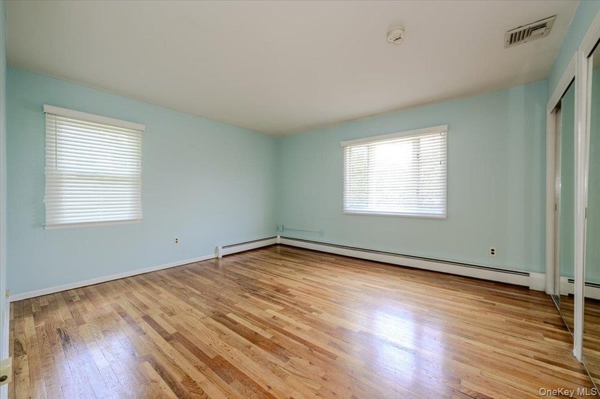 Welcome to this completely updated, modern split-level home in - photo 10