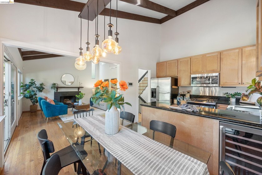 Majestic nature lover's retreat in the heart of Montclair. This - photo 26
