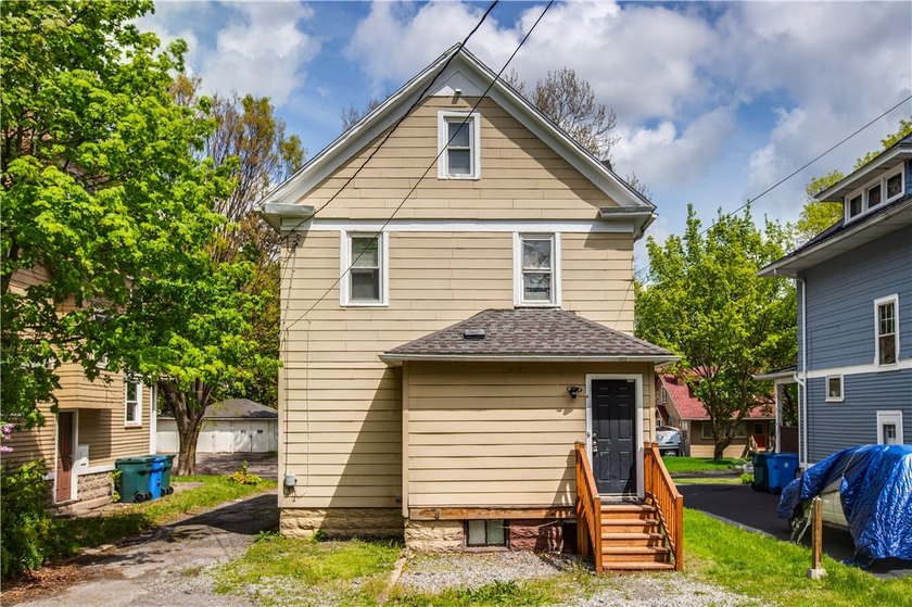 Located in Rochester's 19th Ward proper! This move-in-ready home - photo 26