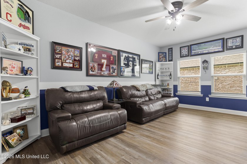 Welcome to your dream home in Windmill Ridge! Situated on a - photo 29