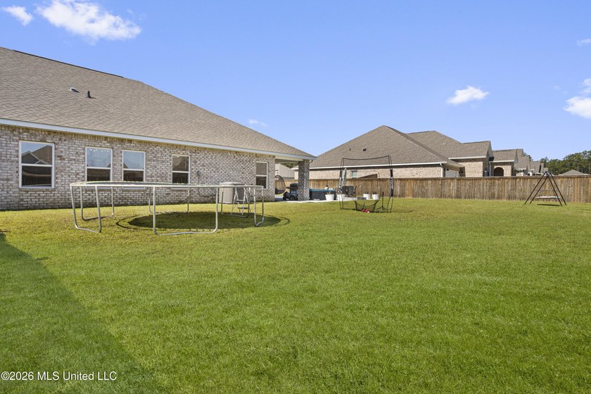 Welcome to your dream home in Windmill Ridge! Situated on a - photo 42