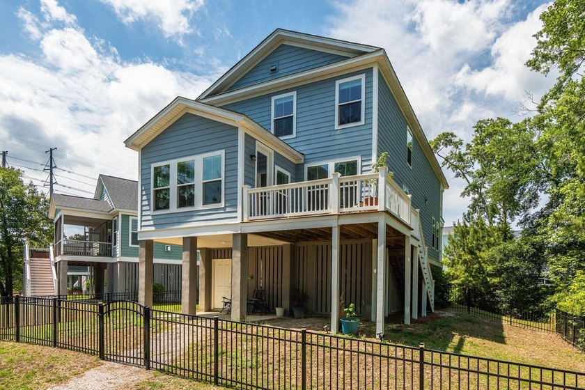 Nestled along the banks of the Wando River this raised - photo 6