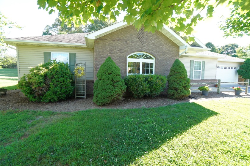 Convenient One-Level Living in Hampton Square! - photo 27