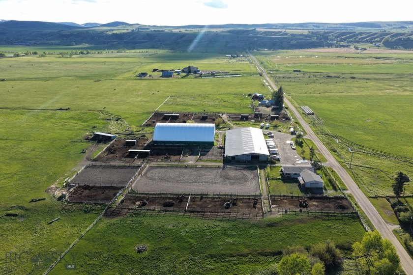 Located twelve miles from downtown Bozeman, this rare +/-30-acre - photo 9