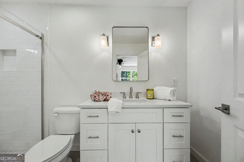 Move-In Ready Home in the sought-after Victoria Cottages! This - photo 26