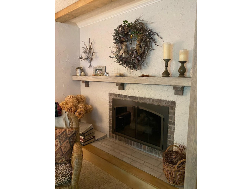 Welcome home to easy living in Edina West. This is a perfect - photo 8