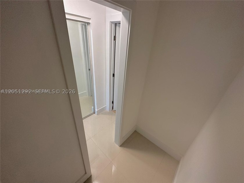 This spacious 2-bed, 2-bath condo is move-in ready and waiting - photo 14