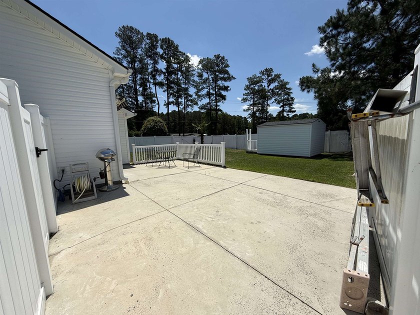 Major Price Reduction! This home presents outstanding value - photo 4