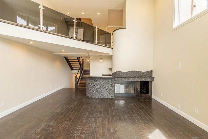 Welcome to 2511 Manchester Ave. This idyllic seaside townhome is - photo 4