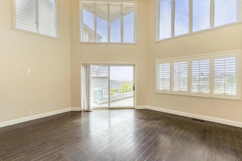 Welcome to 2511 Manchester Ave. This idyllic seaside townhome is - photo 5