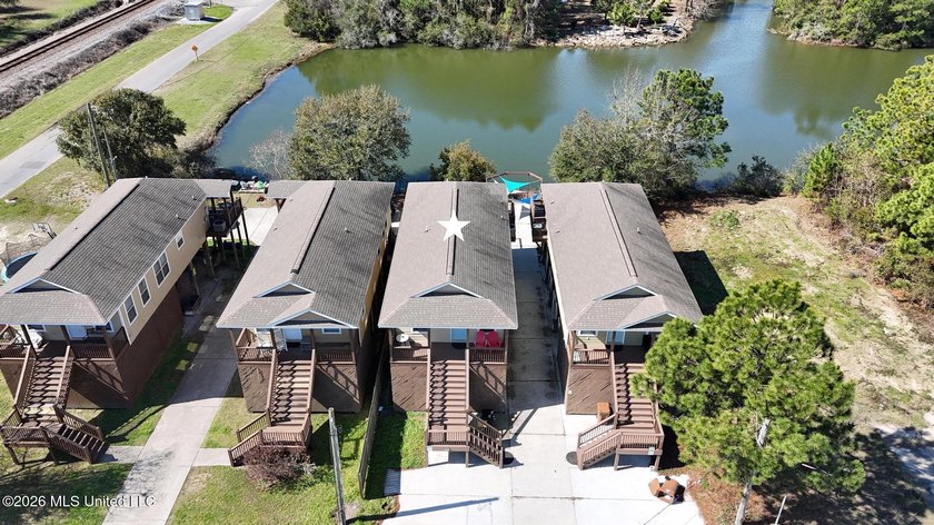 Waterfront living in the heart of Pass Christian -- this - photo 26