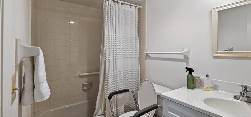 This quaint 55+ condo features white oak engineered hardwood - photo 7