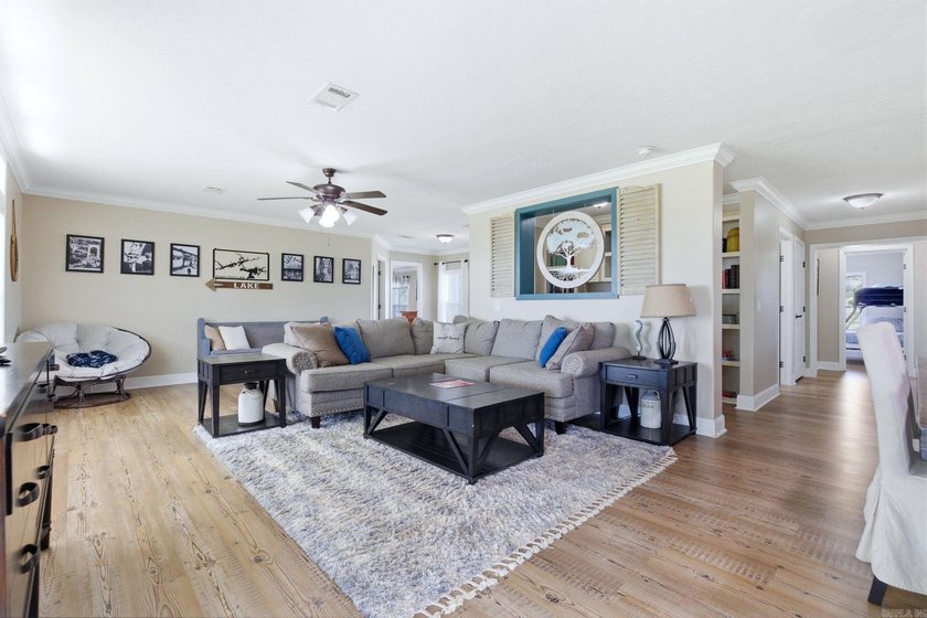 This property offers the perfect opportunity for a relaxing lake - photo 8