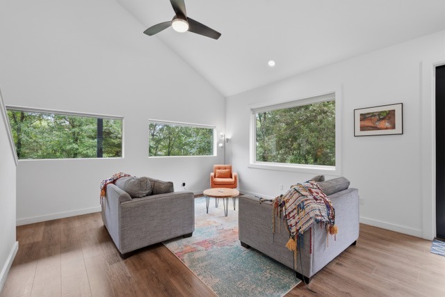 Dream Get Away/Nightly Rental  Modern and ready for you. - photo 16