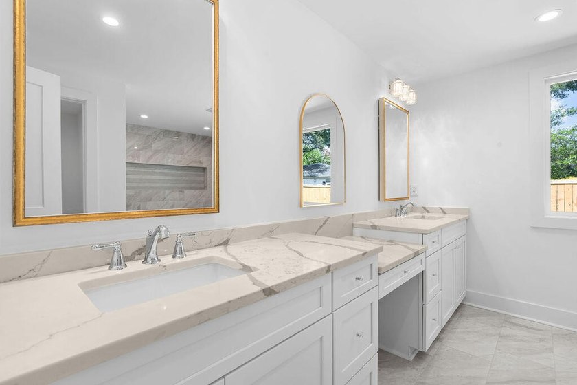 Beautifully renovated 3-bedroom, 2-bath home in Riverland - photo 6