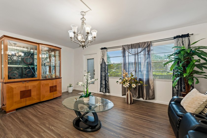 Beautifully remodeled 1-bedroom, 1.5-bath first-floor - photo 2