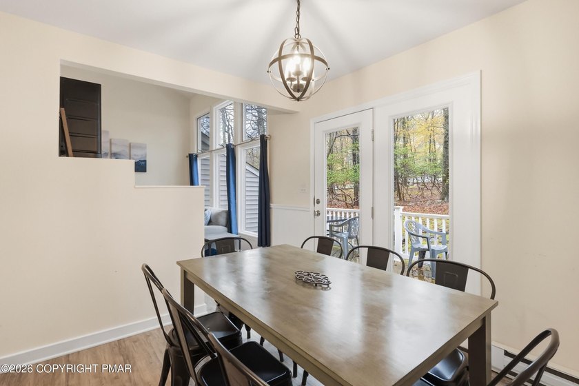 Welcome to your dream Pocono Mountain retreat! This turn-key - photo 18