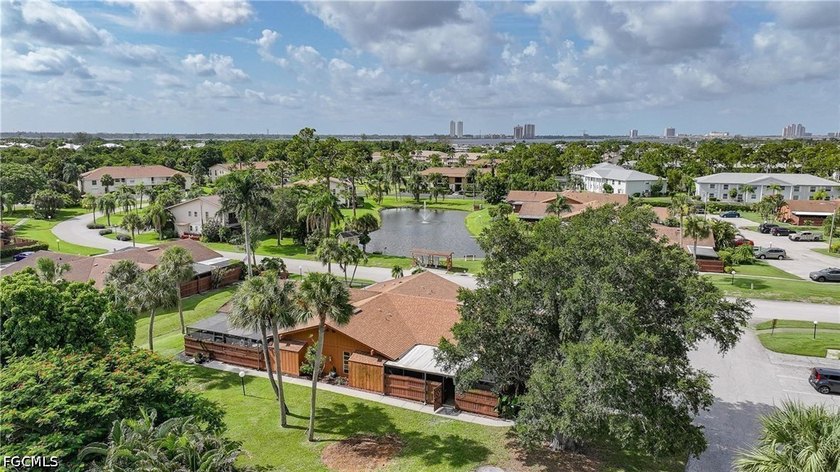 Short Sale. **INCREDIBLE VALUE and an opportunity you don't want - photo 22