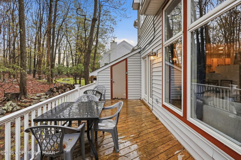 Welcome to your dream Pocono Mountain retreat! This turn-key - photo 39