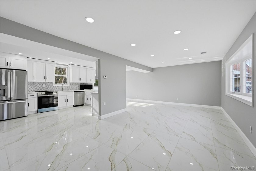 Welcome To 10 Curlin Lane, A Completely Gut-Renovated 4 Bedroom - photo 3