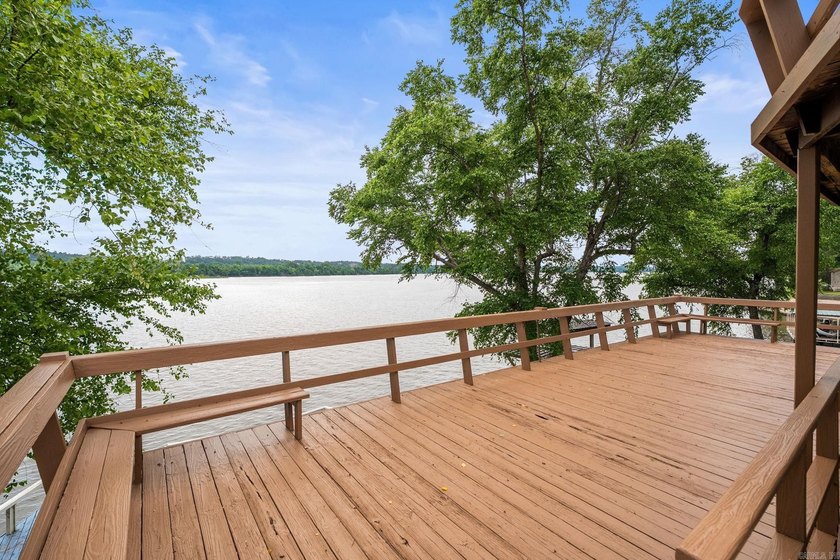 Spectacular custom built home on the bank of the Arkansas River - photo 33