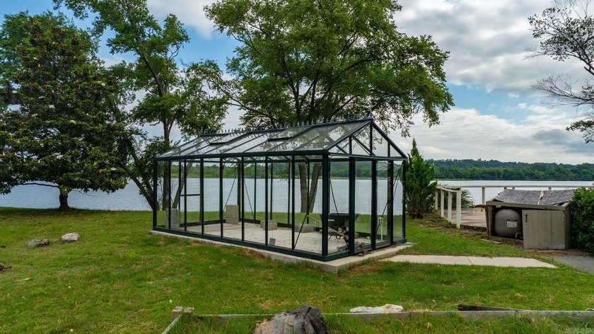 Spectacular custom built home on the bank of the Arkansas River - photo 37