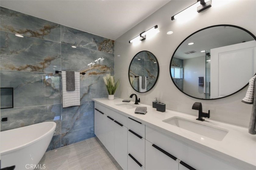 Nestled in the scenic hills of Rancho Palos Verdes, this - photo 48