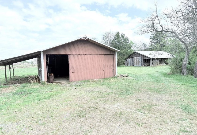 Great generational farm that's been in the same family since - photo 3