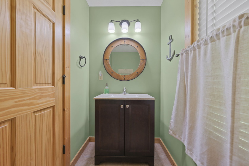 Adorable Lake Home In Linwood Park With Dock - photo 20
