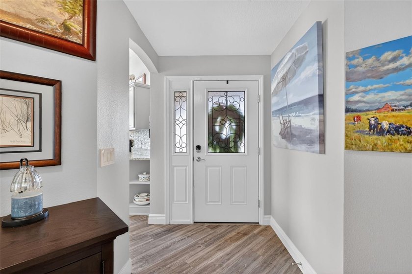 Welcome to this METICULOUSLY-MAINTAINED, BLOCK and STUCCO - photo 3